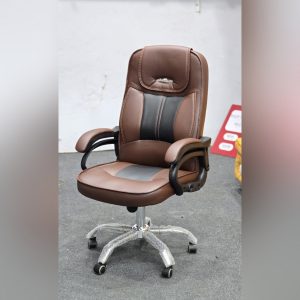 Boss Chair - Main Coffee + Black