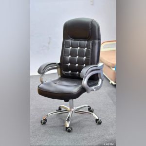 Boss Chair - Black Colour